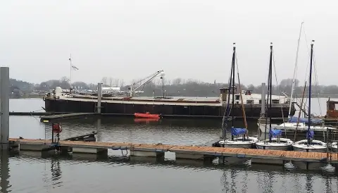 Spits 38.00 — Sneek