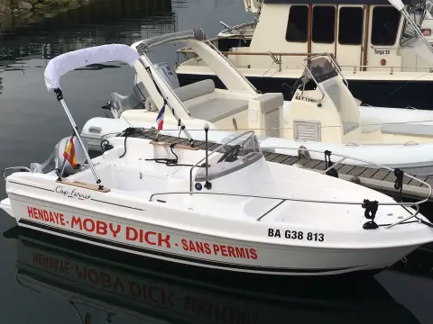 SANS PERMIS B2 Cap Ferret 4.72 — Hendaye