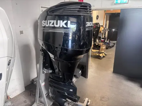 Suzuki DF300AP — Meppel