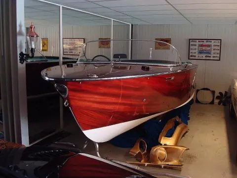 Boesch 580 Acapulco de Luxe — Kaag